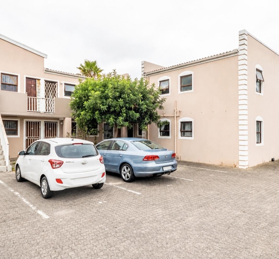 2 Bedroom Property for Sale in Parklands Western Cape